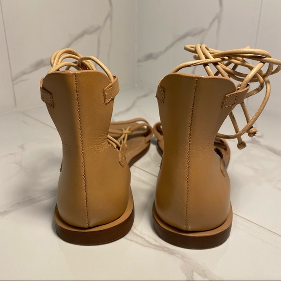 ⭐️HP⭐️ Pull&Bear Leather Lace Up Flat Sandal - Picture 6 of 7